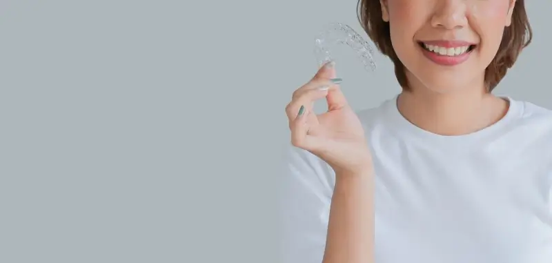 Czy leczenie Invisalign boli?