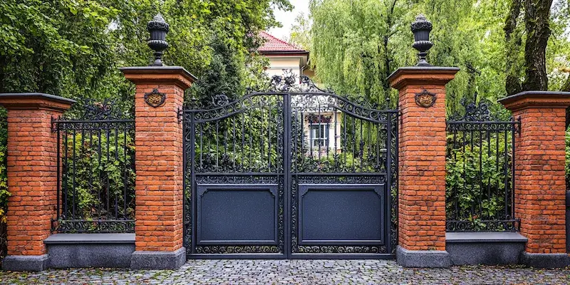 Zäune Neumünster mit Montage