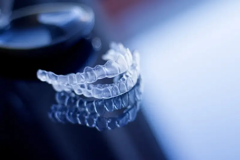 Prostowanie zębów metoda Invisalign